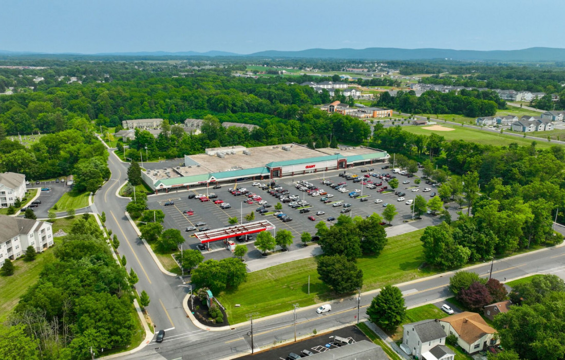 235 S Spring Garden St, Carlisle, PA 17013