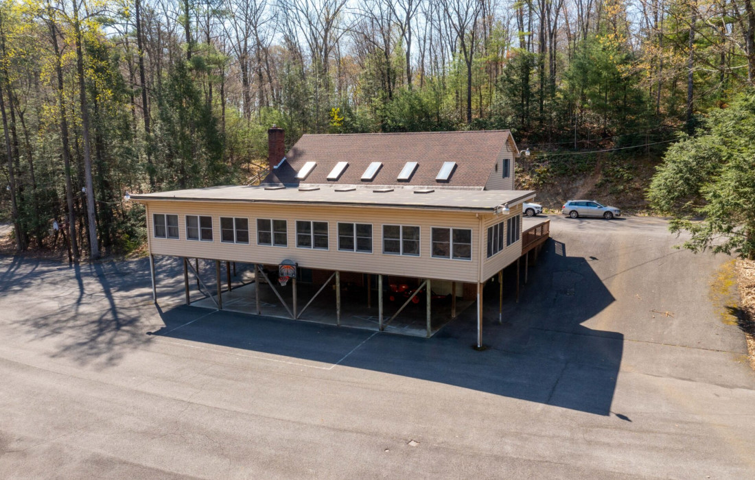 166 Mossy Oak Lane