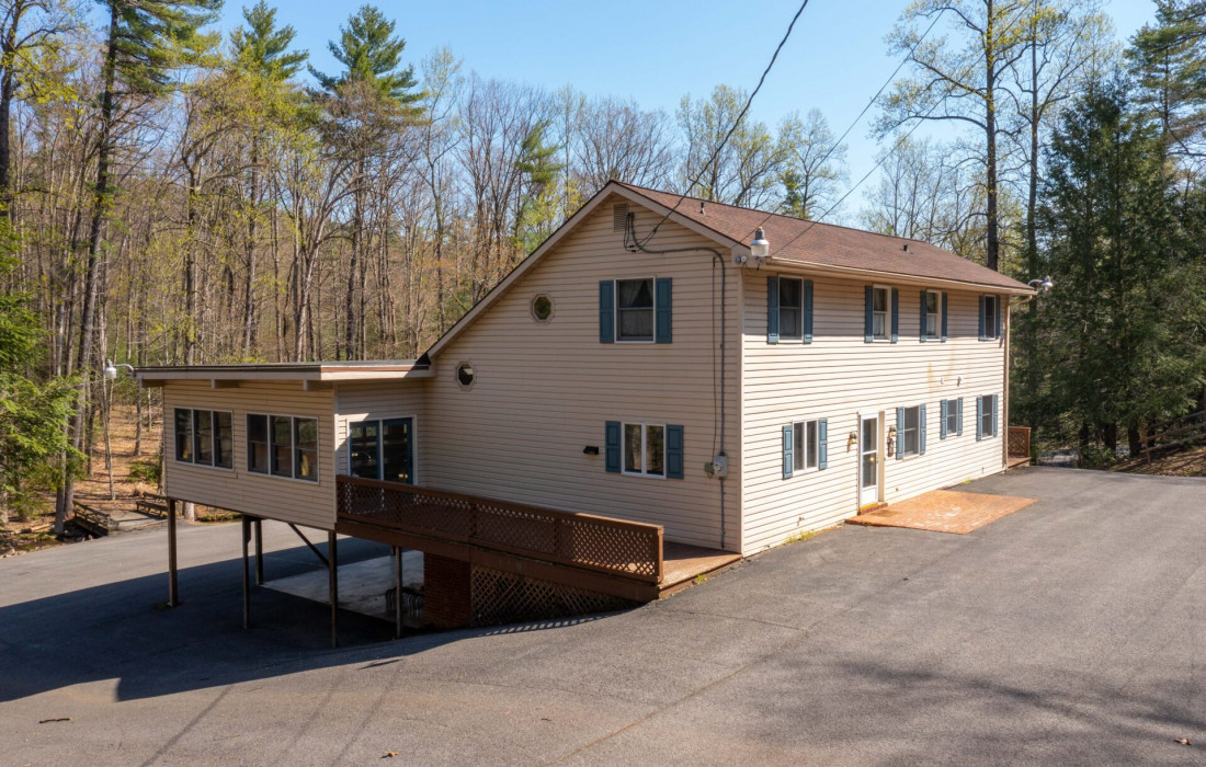 166 Mossy Oak Lane