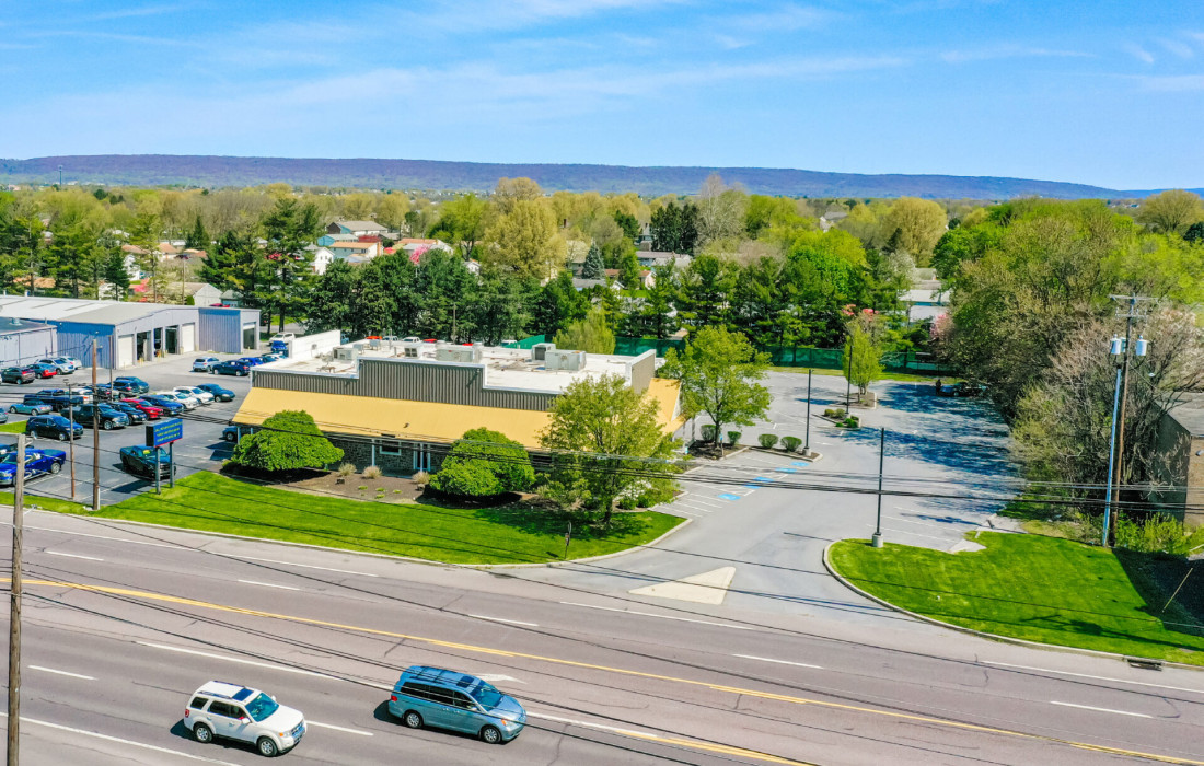 6035 Carlisle Pike