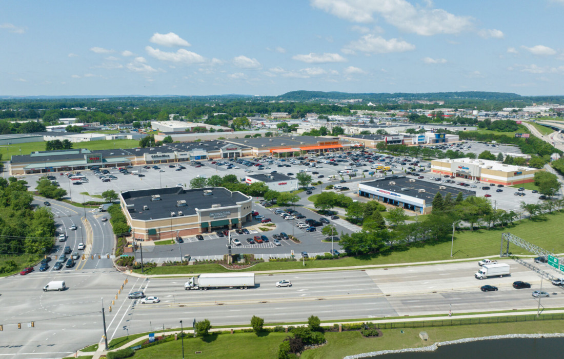Red Rose Commons