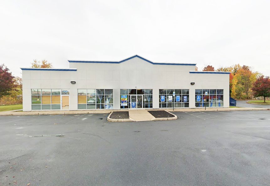 1754 Lincoln Way E