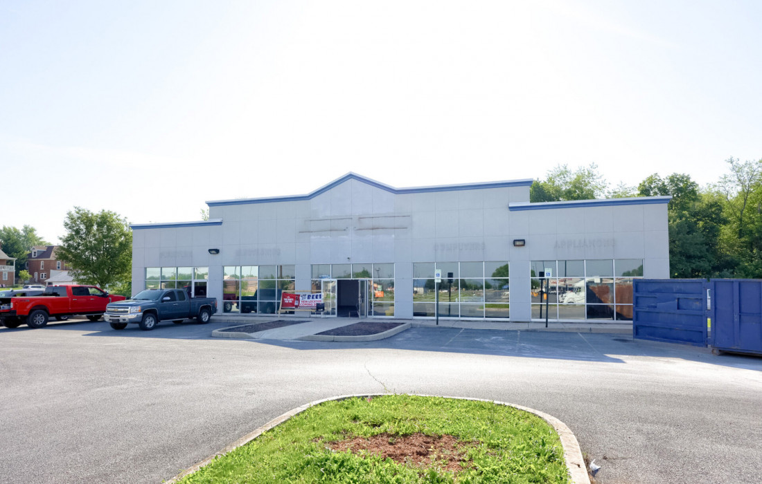 1754 Lincoln Way E