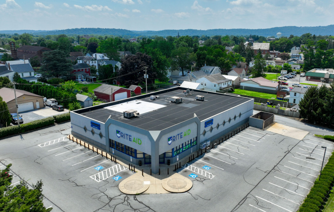 360 E Main St