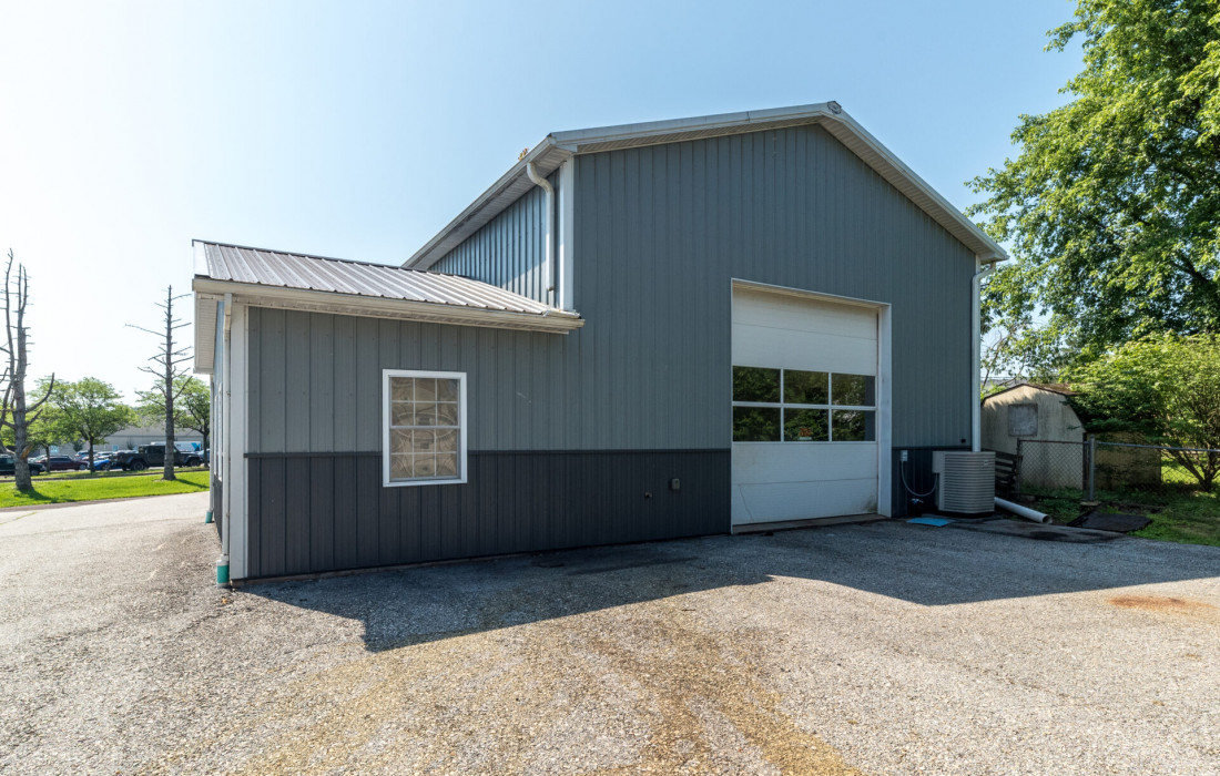 387 Whartnaby Ave