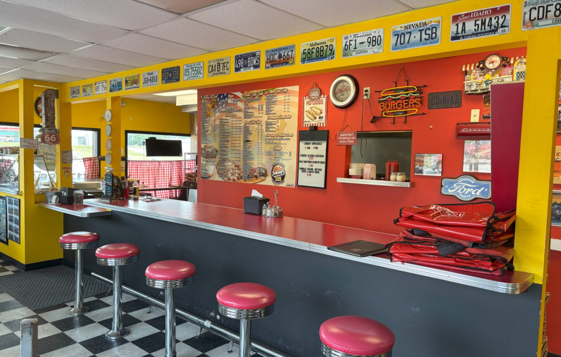Johnny’s Pizza
