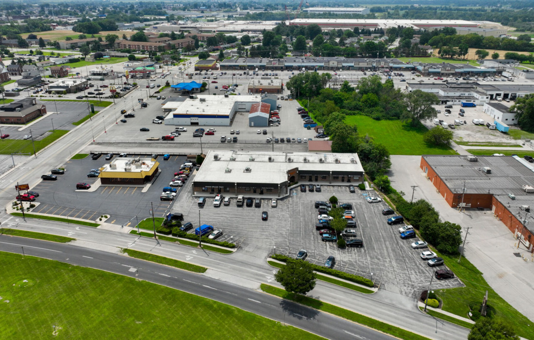 Stonegate Square Shopping Center