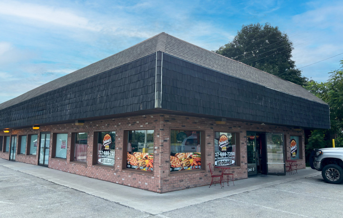 Johnny’s Pizza