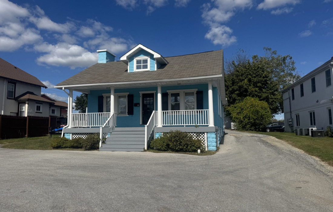 833 West Chester Pike