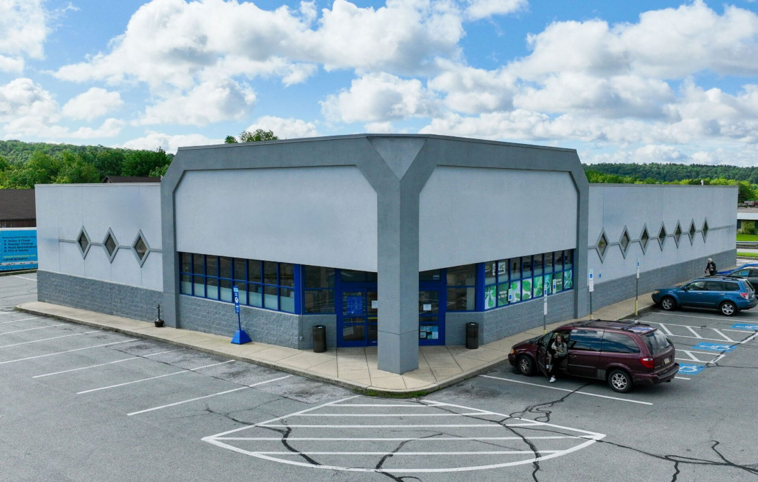 4135 N George Street Extension