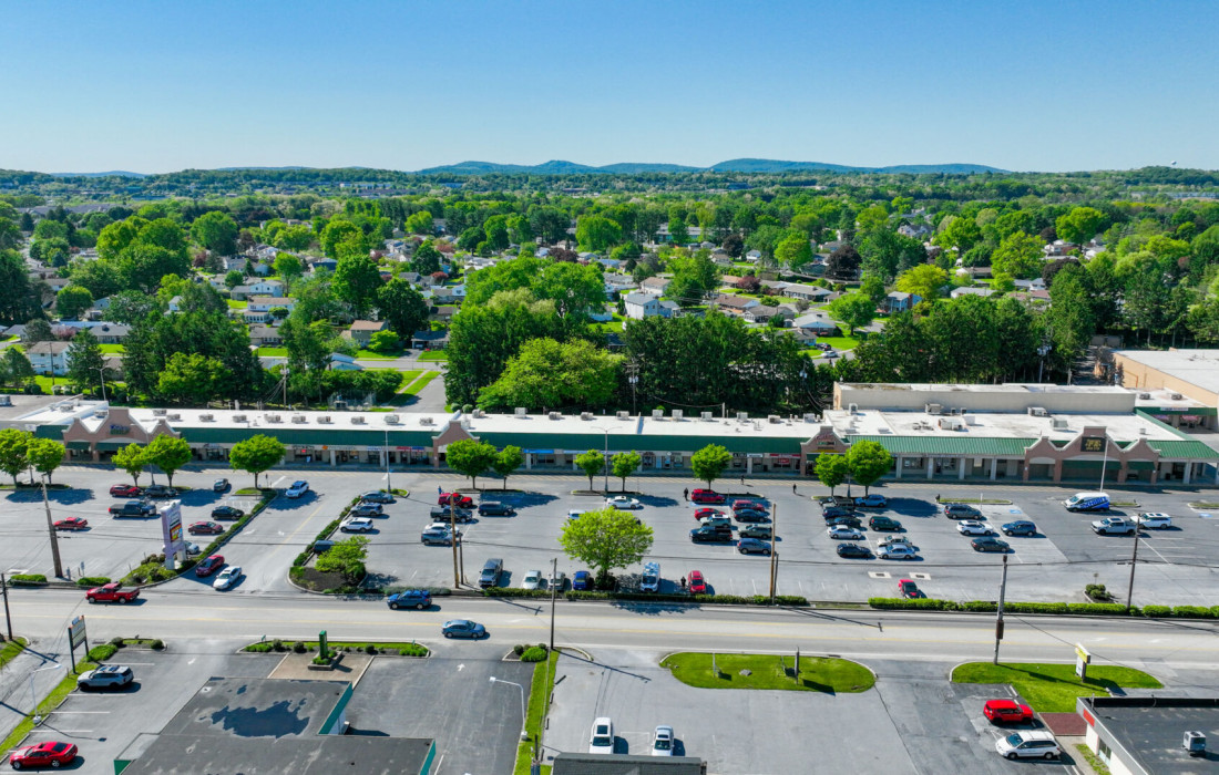 Windsor Park Shopping Center