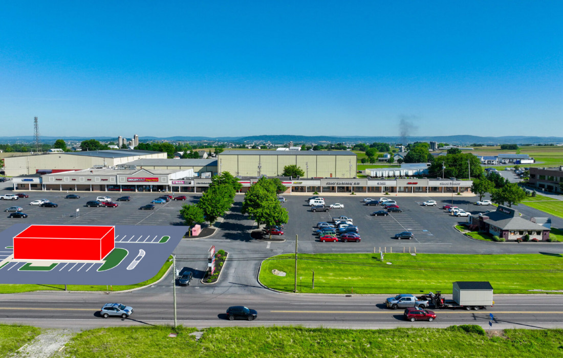 New Holland Shopping Center